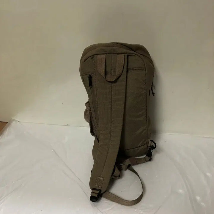 [BUNJANG] Columbia Sling Bag / 컬럼비아 슬링백@9910