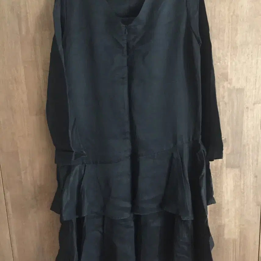 [SOLD OUT] (새상품) (미착용) (선물용) (정품) 블랙 원피스