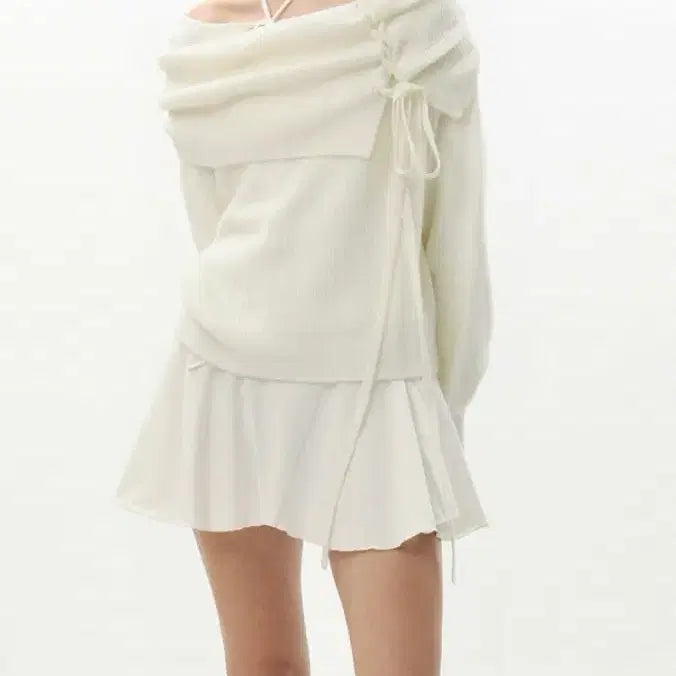 [BUNJANG] Pain or Pleasure Karen Off-Shoulder Knit / 페인오어플레져 카렌 오프숄더 니트