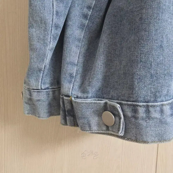 [SOLD OUT] 오버핏 청자켓 새상품