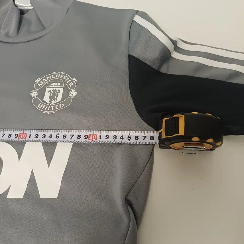[BUNJANG] Adidas Manchester United Training Top [AON Sponsor] / [95]아디다스 17/18 맨체스터 유나이티드 트레이닝탑[AON 스폰서]