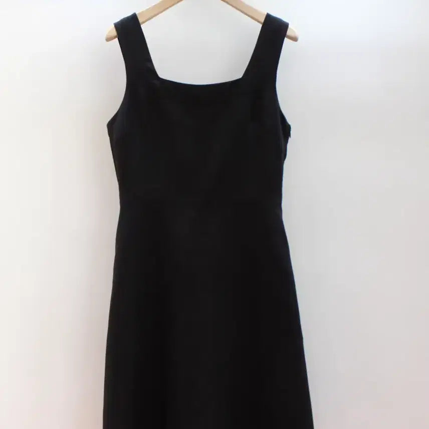 [BUNJANG] CC Collect Egoist One-Piece Dress / 씨 씨 콜렉트 원피스
