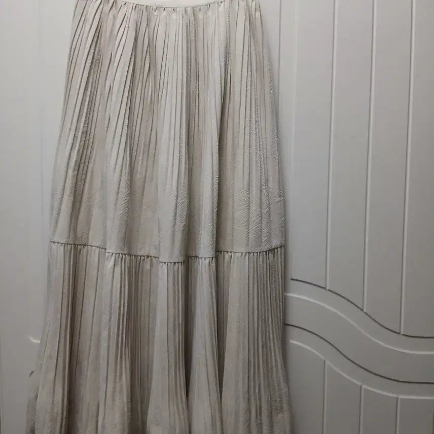 [BUNJANG] NINE STEPS Pleated Long Skirt Ivory / NINE STEPS 플리츠 롱 스커트 아이보리