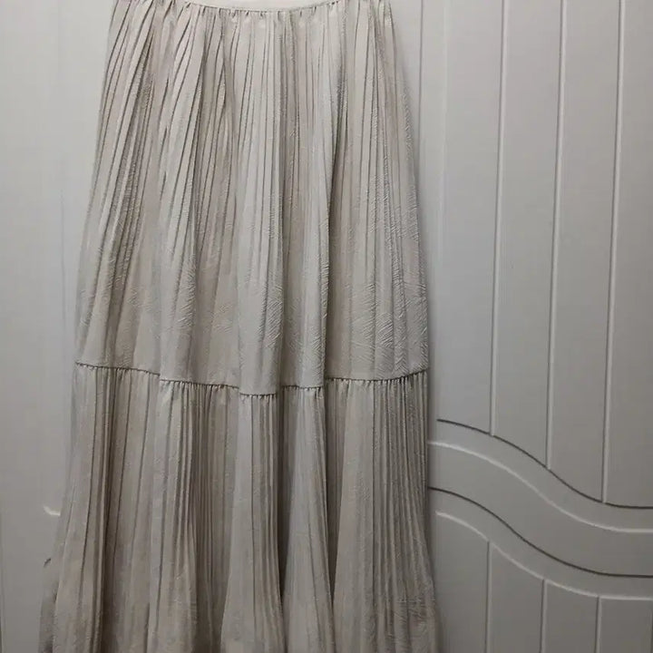 [BUNJANG] NINE STEPS Pleated Long Skirt Ivory / NINE STEPS 플리츠 롱 스커트 아이보리