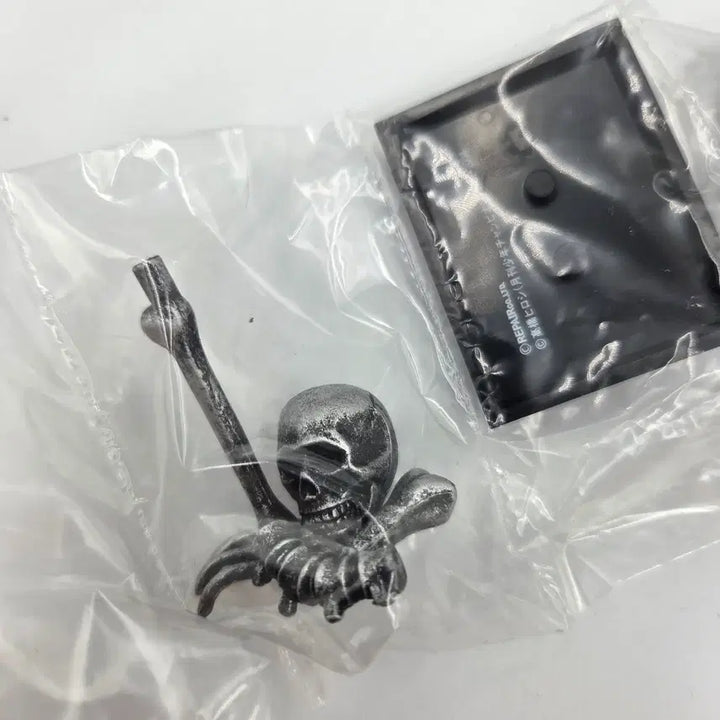 [BUNJANG] D-chest T-Shirt Miniature Figure / 크로우즈 피규어 크로우즈X워스트  D-chest T-SHIRT 미니어처