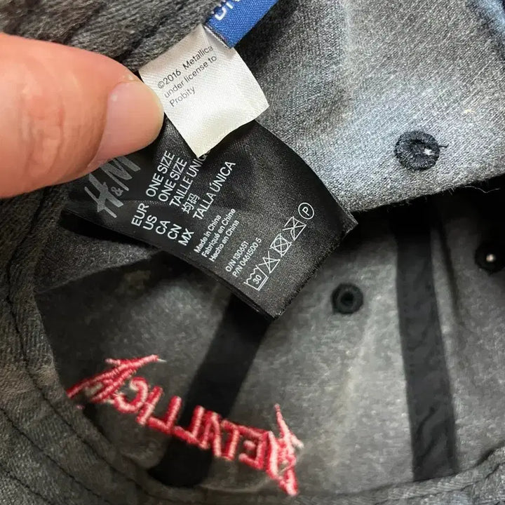 [BUNJANG] Metallica Embroidered Logo Vintage Ball Cap / 택포) 메탈리카 자수 로고 빈티지 볼캡 모자