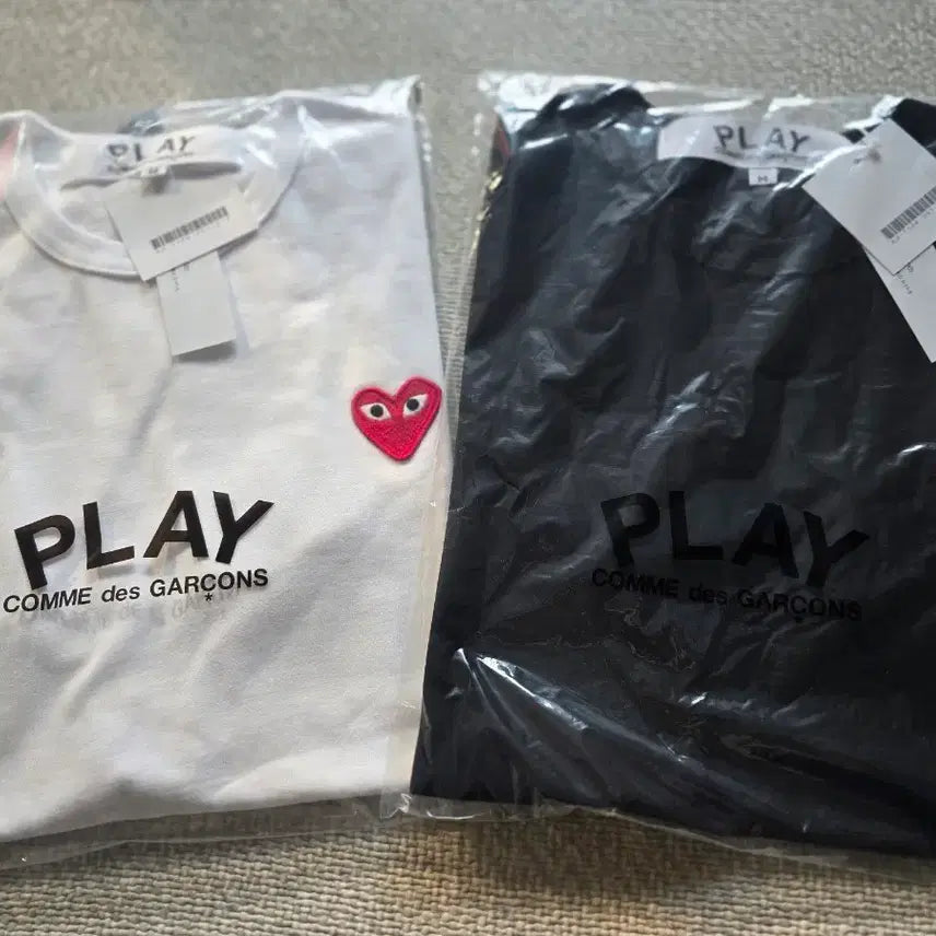 [SOLD OUT] 꼼데 반팔티 화이트