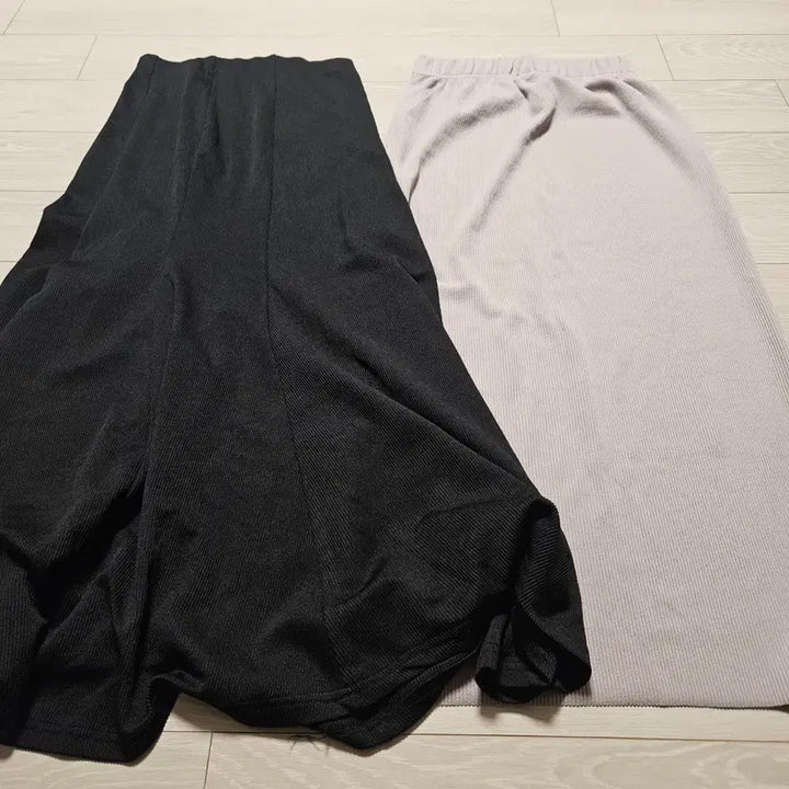 [BUNJANG] Long Ribbed Skirt Set / 골지 롱 스커트 블랙/베이지 55 사이즈 2벌