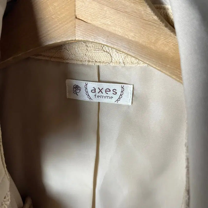 [SOLD OUT] [Axes Femme] 엑시즈팜 레이스업 양산형 트렌치코트