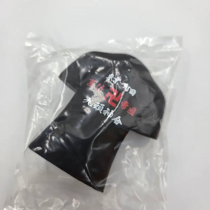 [BUNJANG] D-chest T-Shirt Miniature Figure / 크로우즈 피규어 크로우즈X워스트  D-chest T-SHIRT 미니어처