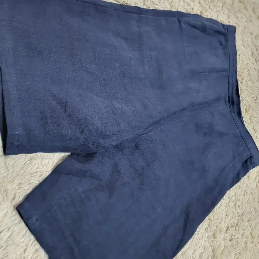 [BUNJANG] Navy Linen Culotte Pants / 네이비 색상의 린넨 소재 큐롯 팬츠예요허리 M 사이즈이며, 편안하게 착
