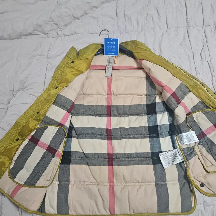 [BUNJANG] Burberry Vest Down Padded Jacket / BURBERRY (버버리) 베스트 다운패딩 (겨자색) 한국사이즈 100