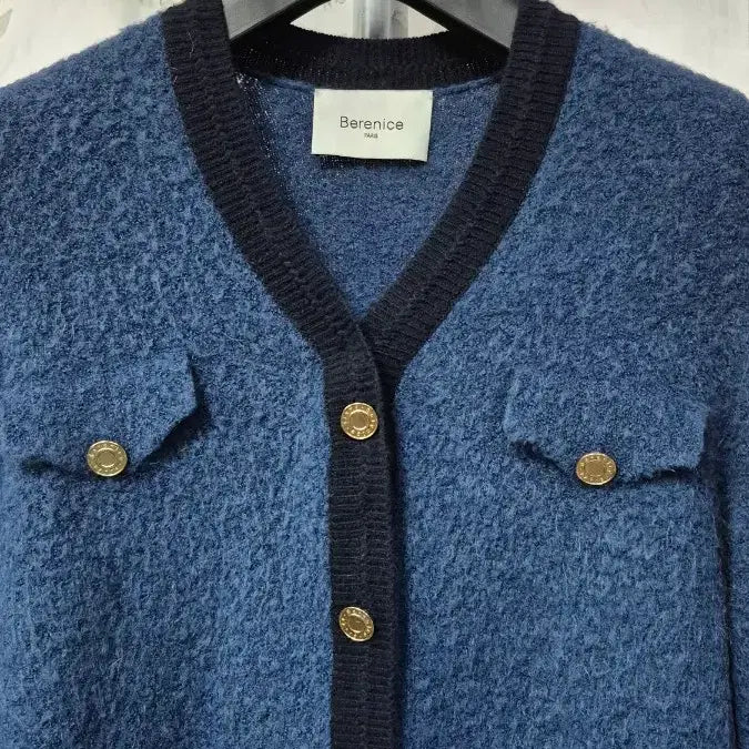 [BUNJANG] Prals Bernice 2023 Gold Button Crop Knit Cardigan / 프랄스명품)  베르니스   2023년   금장니트  크롭   가디건