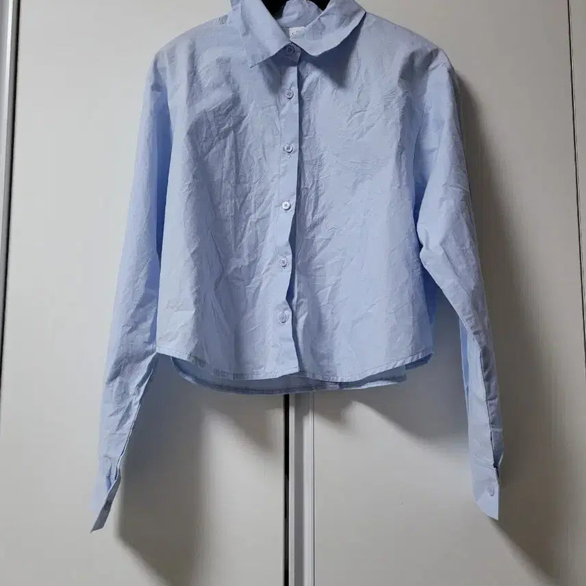 [BUNJANG] Sky Blue Crop Shirt / 하늘색 크롭 셔츠