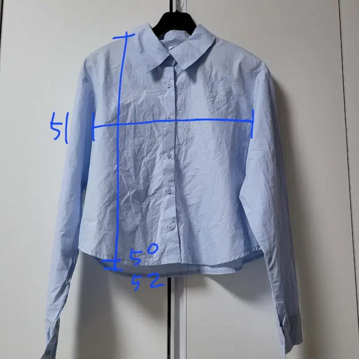 [BUNJANG] Sky Blue Crop Shirt / 하늘색 크롭 셔츠