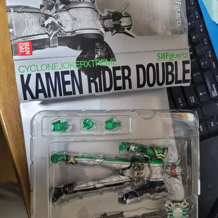 [BUNJANG] SHF SH.Figuarts Kamen Rider Double Extreme Figure / shf sh.figuarts 피규어아츠 가면라이더 더블 익스트림