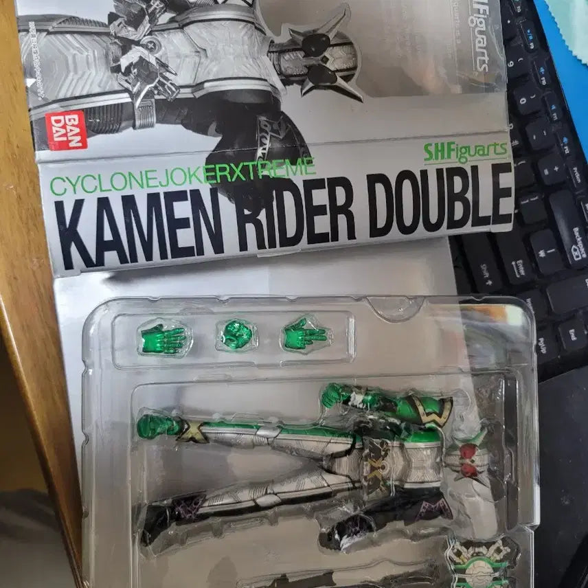 [BUNJANG] SHF SH.Figuarts Kamen Rider Double Extreme Figure / shf sh.figuarts 피규어아츠 가면라이더 더블 익스트림