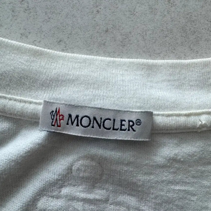 [BUNJANG] Moncler x JW Anderson Short Sleeve T-shirt (White, M) / 몽클레르 X JW 앤더슨 반팔티 M 팝니다