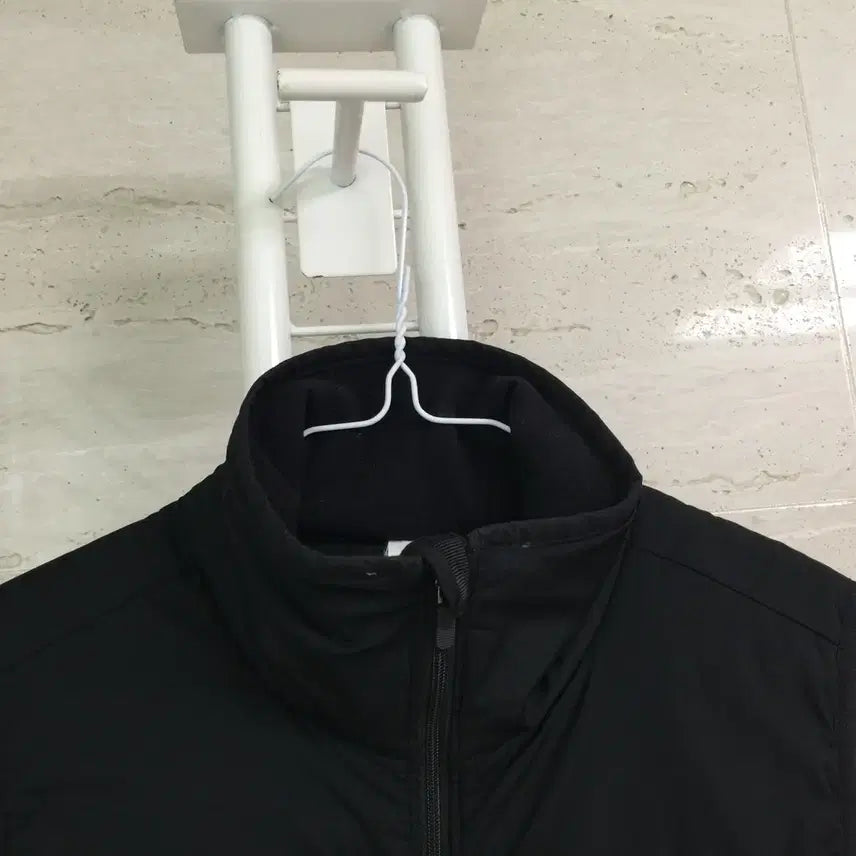 [BUNJANG] Lululemon Run For Cold Padded Vest / 룰루레몬 런 포 콜드 패딩 조끼 6