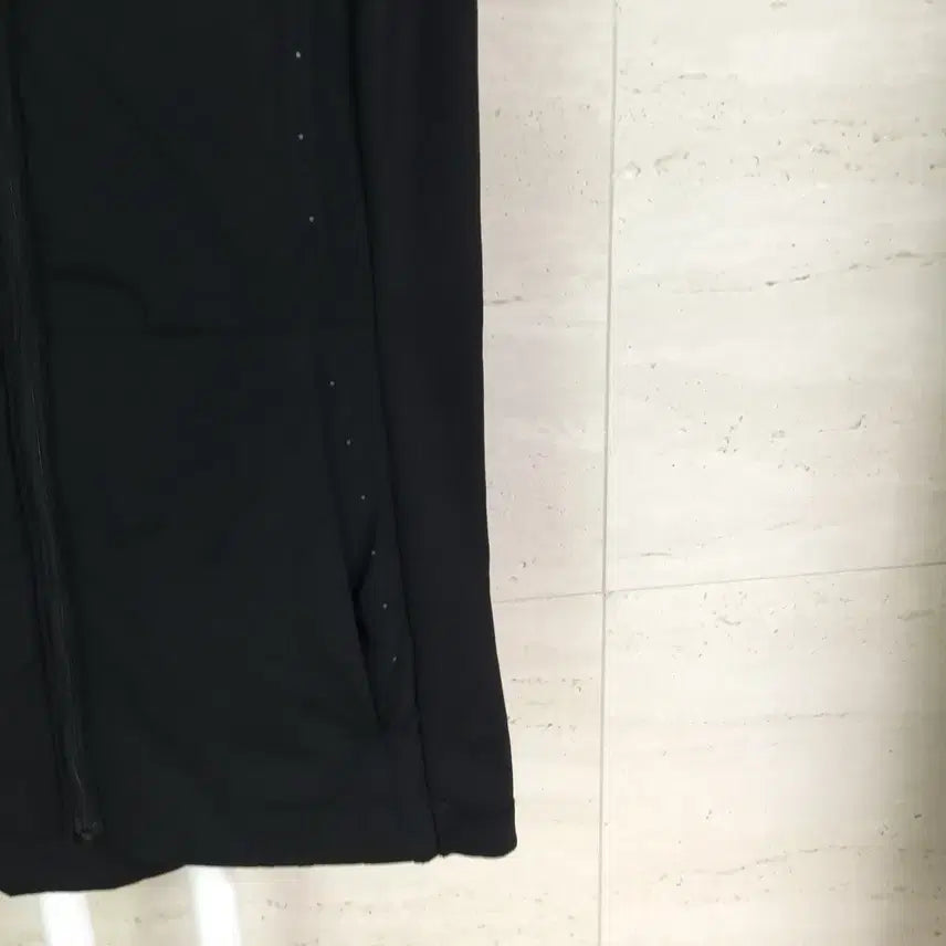 [BUNJANG] Lululemon Run For Cold Padded Vest / 룰루레몬 런 포 콜드 패딩 조끼 6