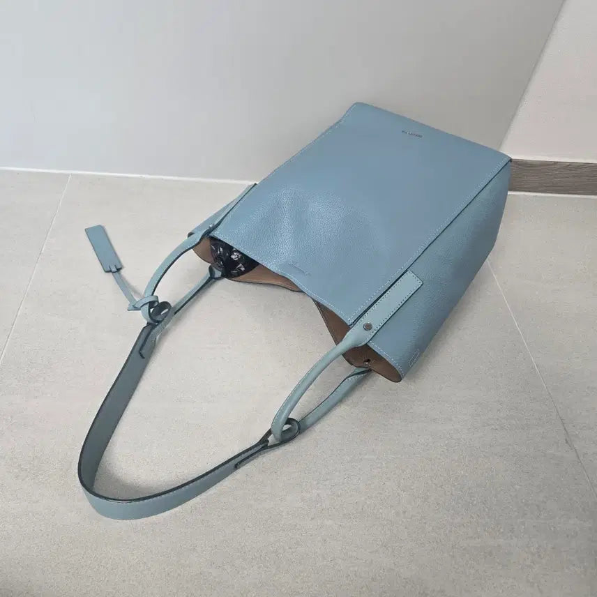 [SOLD OUT] 빈폴 상태굿 멋스러운 인기 숄더백