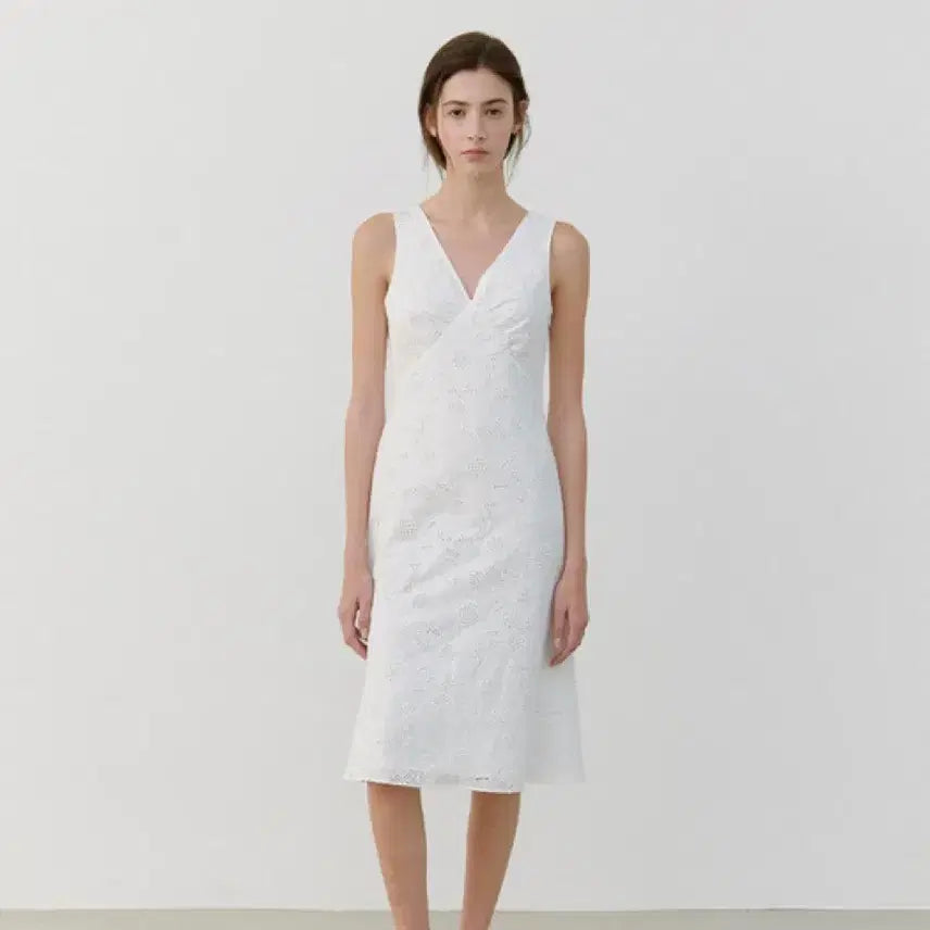 [BUNJANG] LO61 Caen Eyelet Dress / (새상품)엘오육일 아일렛 원피스