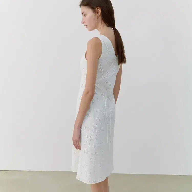 [BUNJANG] LO61 Caen Eyelet Dress / (새상품)엘오육일 아일렛 원피스