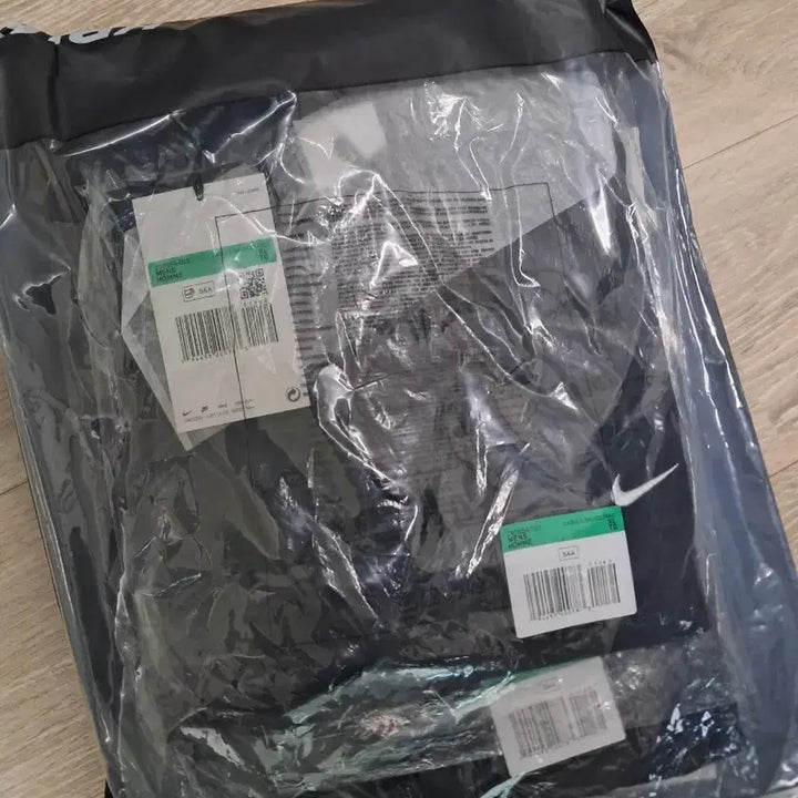 [BUNJANG] Nike Solo Swoosh T-shirt Black XL / 나이키 lab솔로 스우시 반팔 cv0559-010 해외판 XL (새상품)