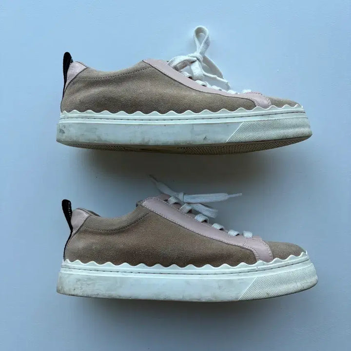 [SOLD OUT] 끌로에 스웨이드 스니커즈 베이지 톤