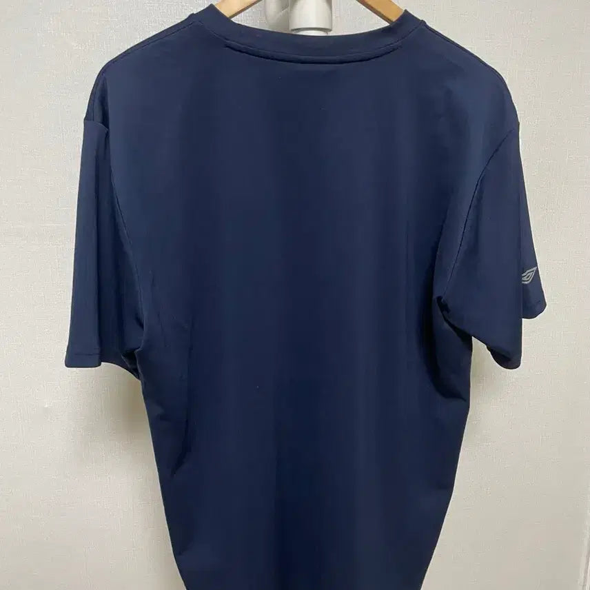 [SOLD OUT] 엄브로 빅로고 반팔티 105