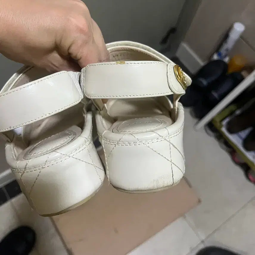 [BUNJANG] Mine Sandals 235 / 마인 샌들 235