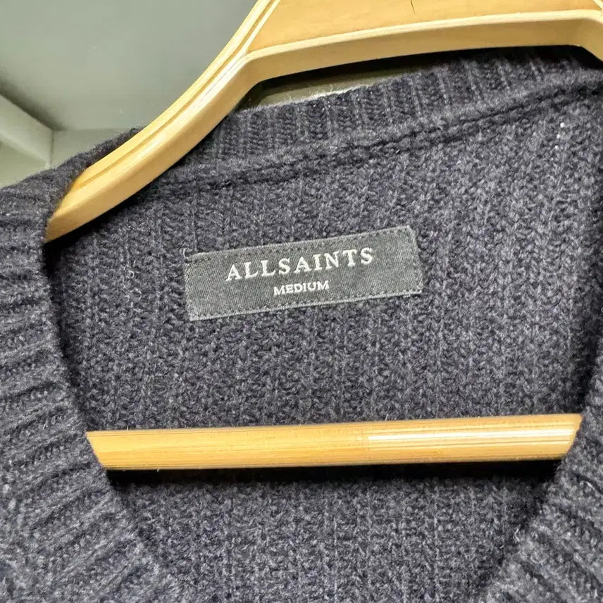 [BUNJANG] All Saints Navy Logo Oversized Fit Knit Sweater (Size M) / 올세인츠 니트 M 사이즈 로고 네이비 오버핏