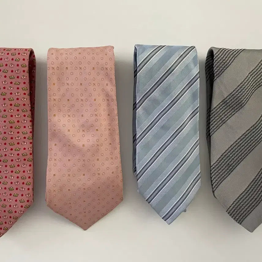 [SOLD OUT] 루이비통, 페라가모, 아르마니 넥타이 일괄