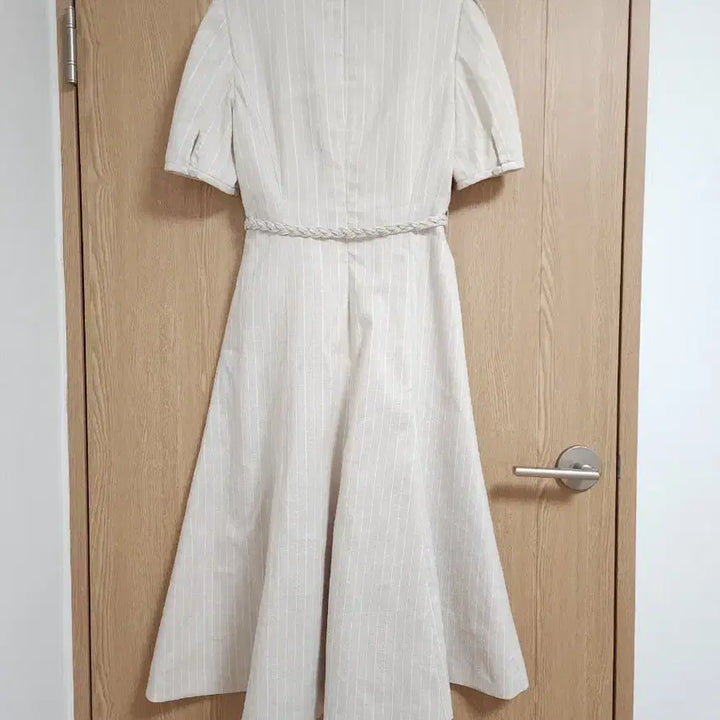 [SOLD OUT] 24SS 잇미샤) 스퀘어넥 벨티드 린넨 원피스