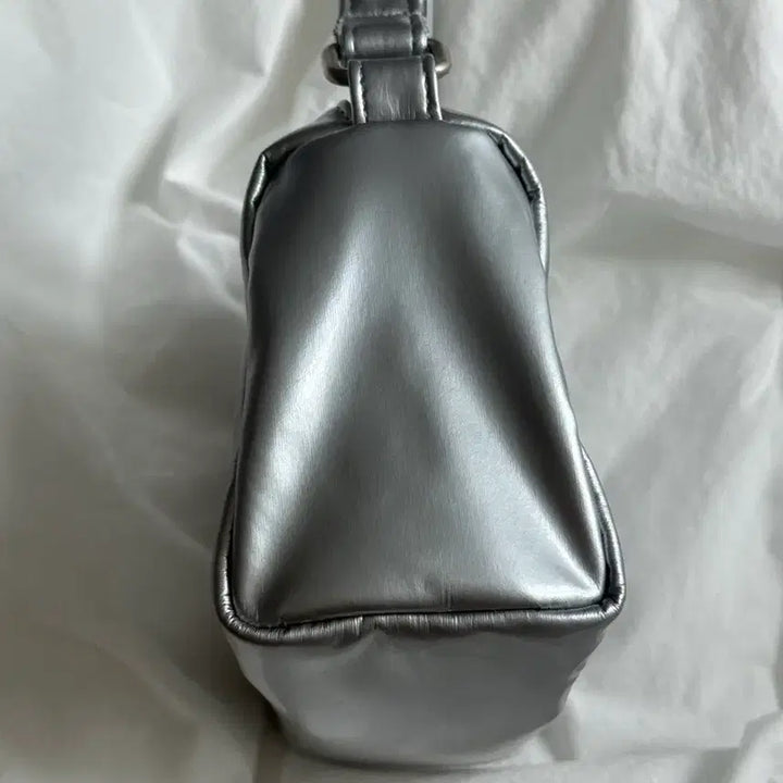[BUNJANG] Kule Mini Bag Silver / 큘 미니백 실버