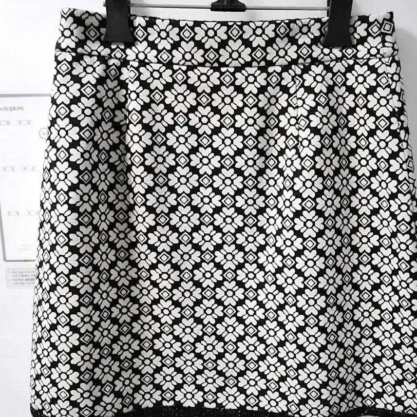 [BUNJANG] It MICHAA Pattern Two-Piece Set / 잇미샤 패턴 한벌 55