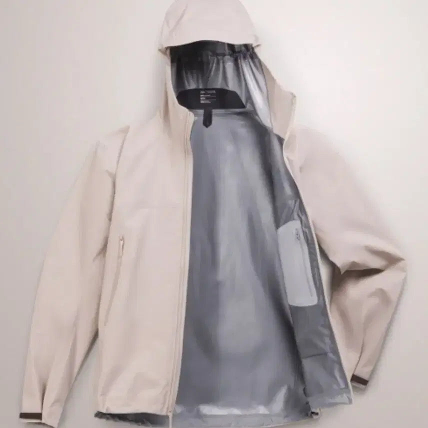 [SOLD OUT] 아크테릭스 베타 자켓 새제품 (룬 색상)