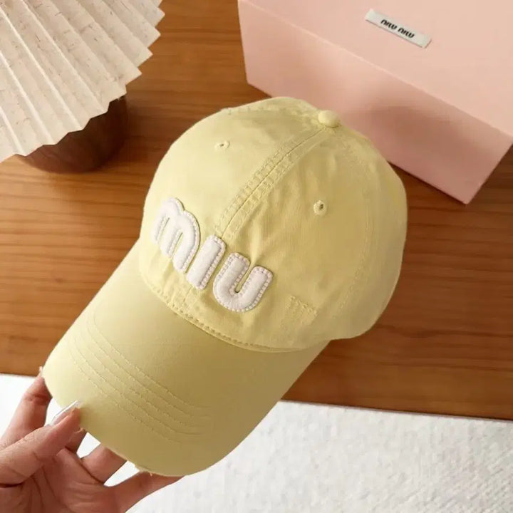 [SOLD OUT] 미우미우 옐로우 볼캡