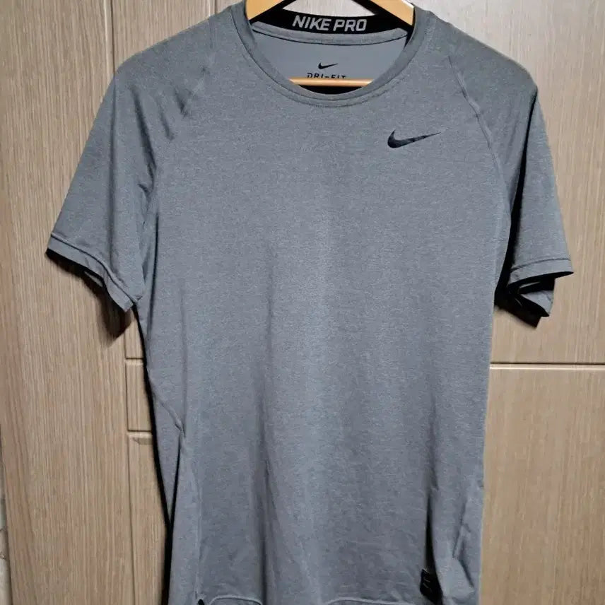 [SOLD OUT] 나이키프로 드라이핏 컴프레션 반팔