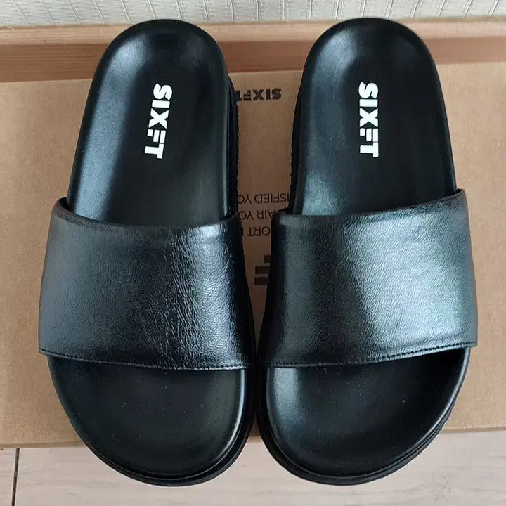 [SOLD OUT] 브랜드 슬리퍼255 남자 쿠션 학생 회사 샌들 식스핏 슬리퍼 새상품