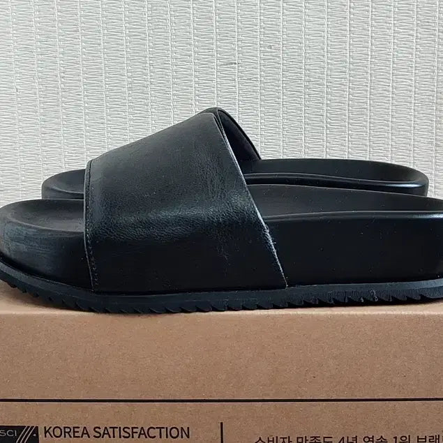 [SOLD OUT] 브랜드 슬리퍼255 남자 쿠션 학생 회사 샌들 식스핏 슬리퍼 새상품