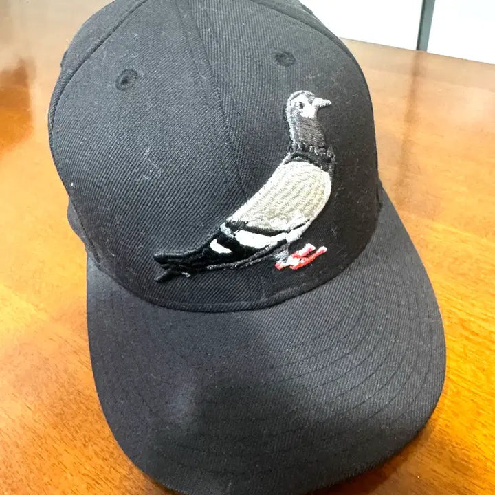 [BUNJANG] New Era x Staple Pigeon Collaboration Snapback Hat (Size 59) / 뉴에라 X 스테이플 피죤 스냅백 59