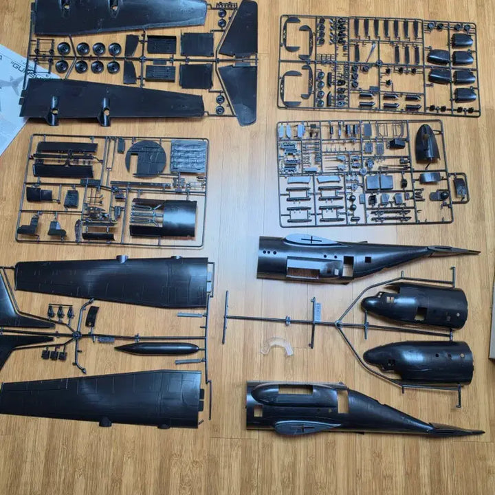 [BUNJANG] Italeri AC-130A Gunship 1/48 Scale Model Kit / 이탈레리 1/48 AC-130A 건쉽 미조립