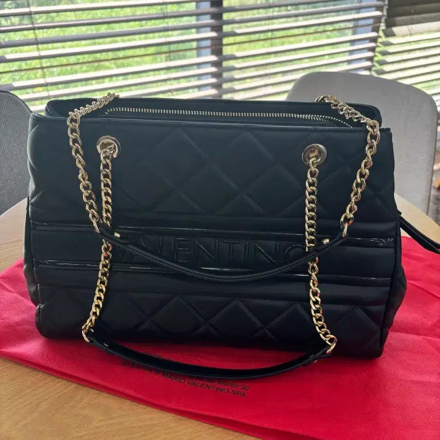 [BUNJANG] Valentino Ada Chain Shopper Bag / 발렌티노 숄더백 에이다 체인 쇼퍼백 블랙 보부상 가방 발렌티노마리오
