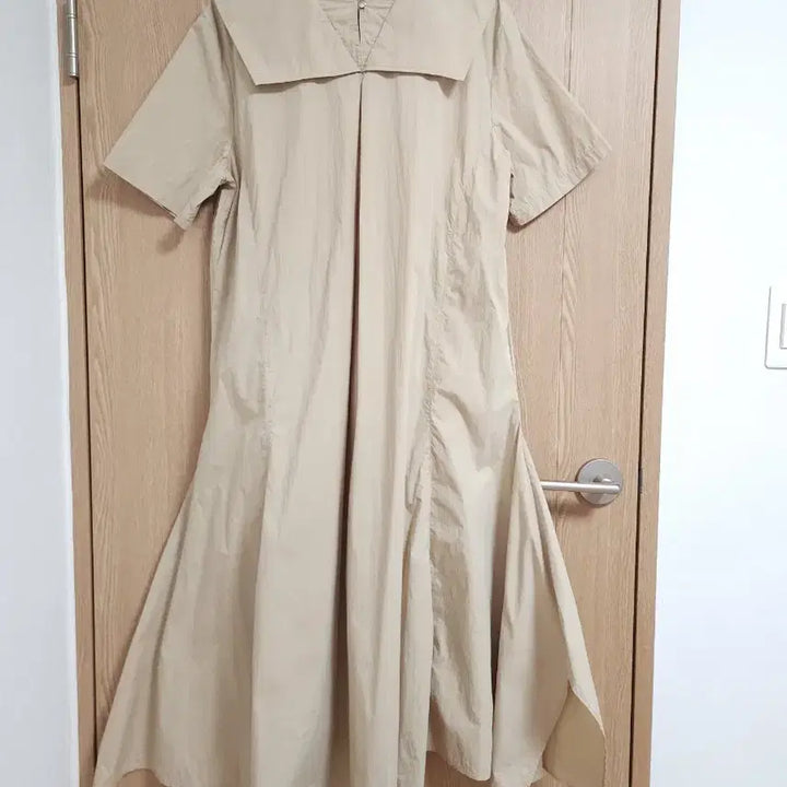 [BUNJANG] G-Cut Big Collar Double Button Dress / 24SS 지컷) 빅카라 더블 버튼 원피스