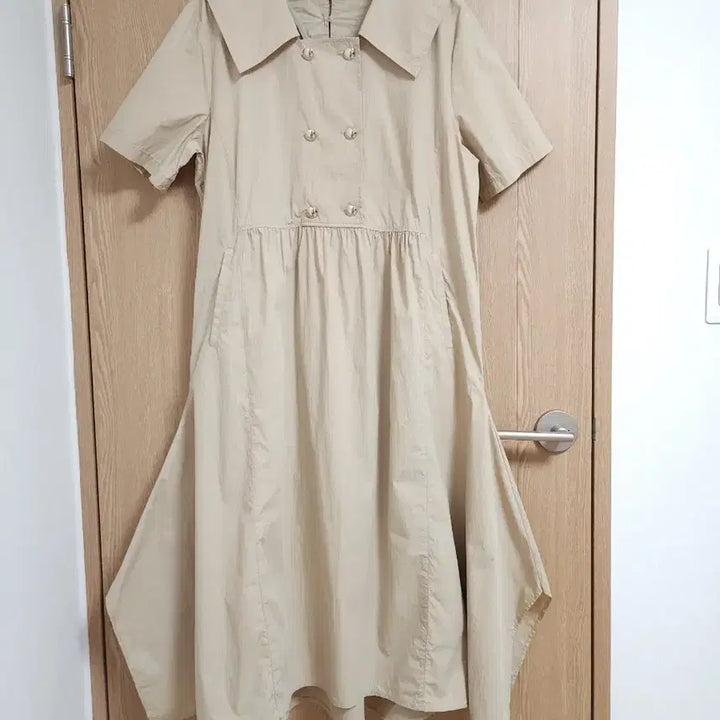 [BUNJANG] G-Cut Big Collar Double Button Dress / 24SS 지컷) 빅카라 더블 버튼 원피스