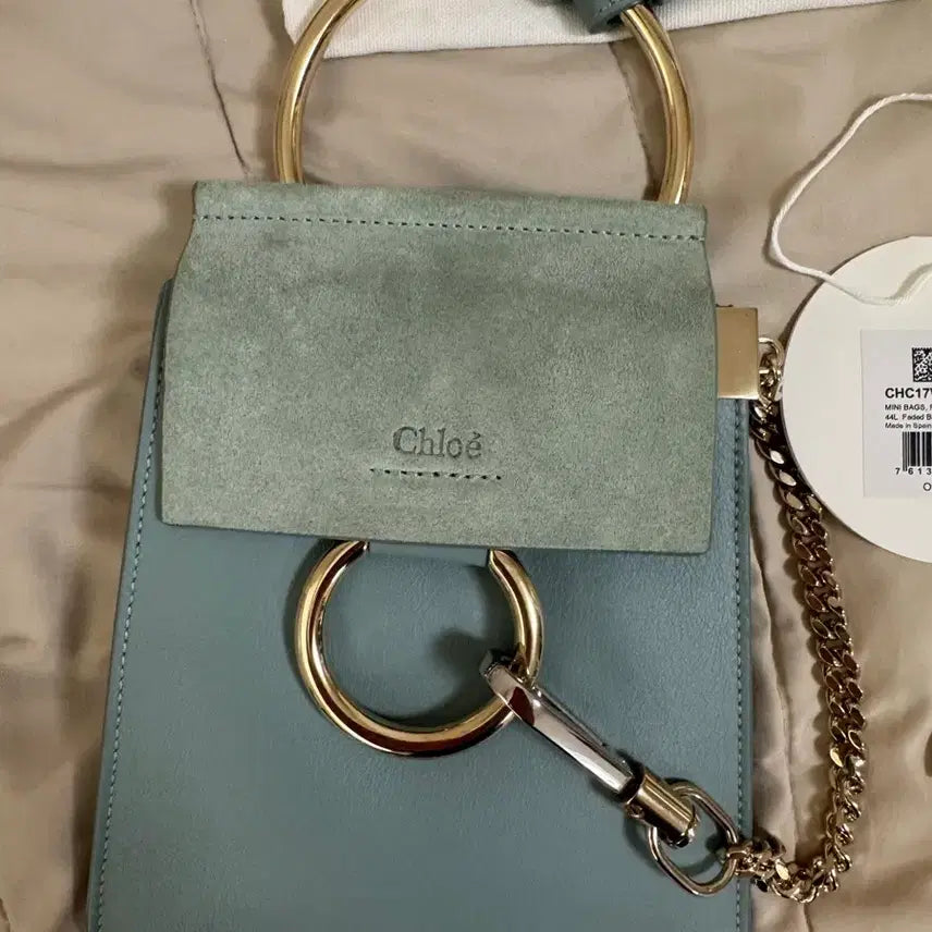 [SOLD OUT] 끌로에 페이 데이백 미니 faded blue