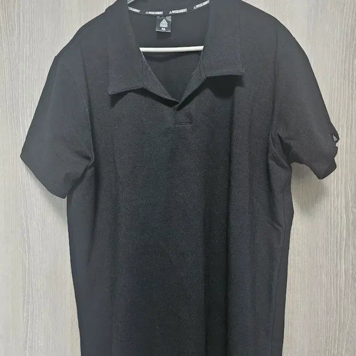 [SOLD OUT] 피지컬가먼츠 P2411 블랙 머슬핏 카라 반팔 티셔츠