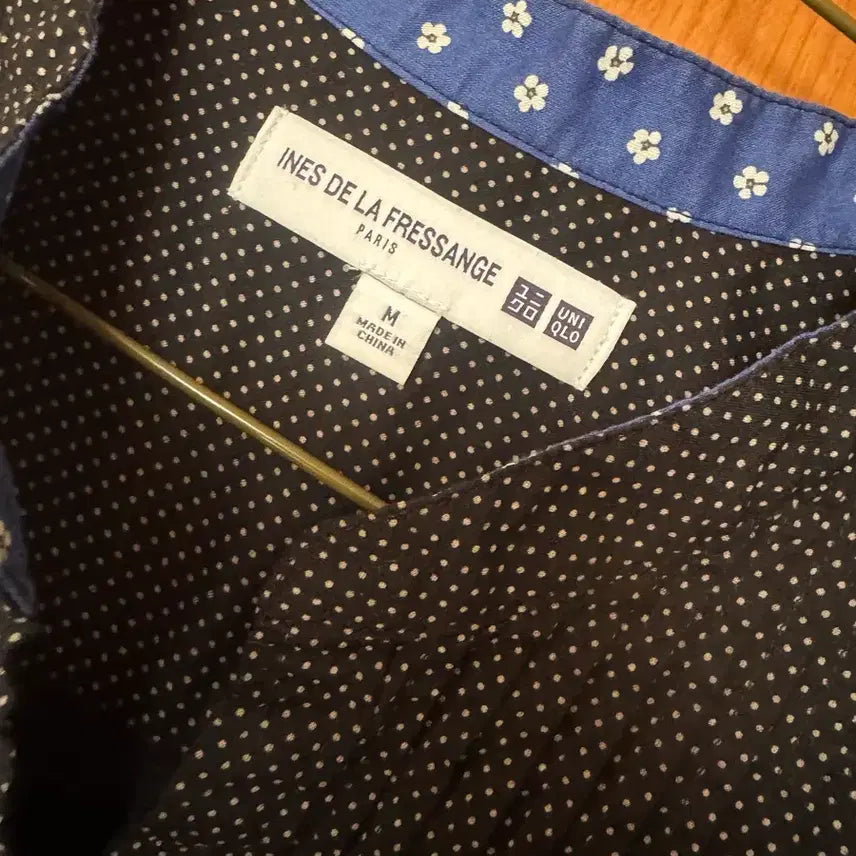 [SOLD OUT] 유니클로 이네스 드 라 프레상쥬 도트 블라우스