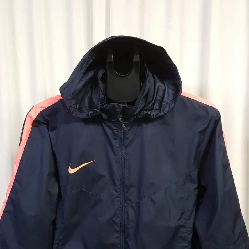[BUNJANG] Nike Strong Fit Windbreaker Jacket / 나이키 스트롱핏 바람막이 110 오일장
